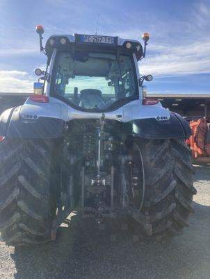 Valtra T154 VERSU - Tractor: afbeelding 4 Valtra T154 VERSU - Tractor: afbeelding 4