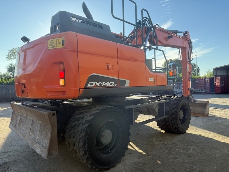Doosan DX 140 W-5 - Mobiele graafmachine: afbeelding 4 Doosan DX 140 W-5 - Mobiele graafmachine: afbeelding 4