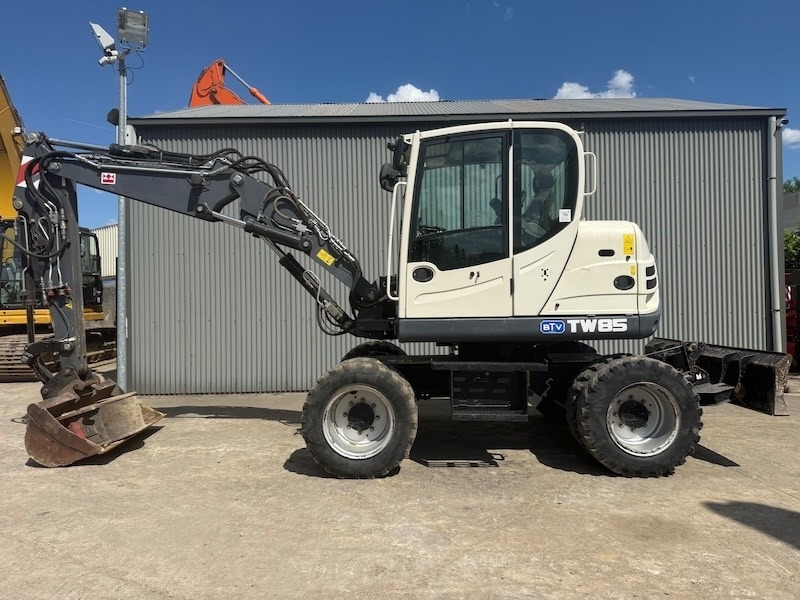 Terex TW 85 - Mobiele graafmachine: afbeelding 1 Terex TW 85 - Mobiele graafmachine: afbeelding 1