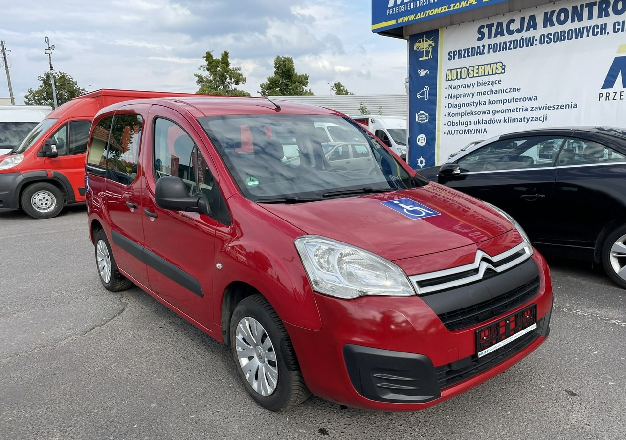 Citroen Berlingo II Berlingo 1.6 do przewozu Niepełnosprawnych inwalida rampa 2018 - Personenwagen: afbeelding 4 Citroen Berlingo II Berlingo 1.6 do przewozu Niepełnosprawnych inwalida rampa 2018 - Personenwagen: afbeelding 4