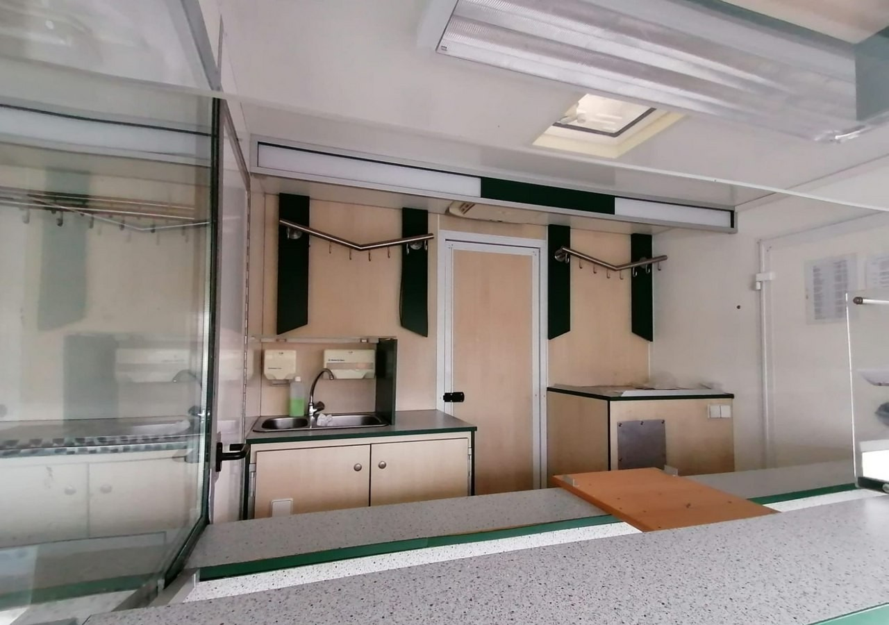 Citroen Jumper Autosklep 4X4 węd Gastronomiczny Food Truck Foodtruck Sklep W-zasi20 - Zelfrijdende verkoopwagen: afbeelding 2 Citroen Jumper Autosklep 4X4 węd Gastronomiczny Food Truck Foodtruck Sklep W-zasi20 - Zelfrijdende verkoopwagen: afbeelding 2