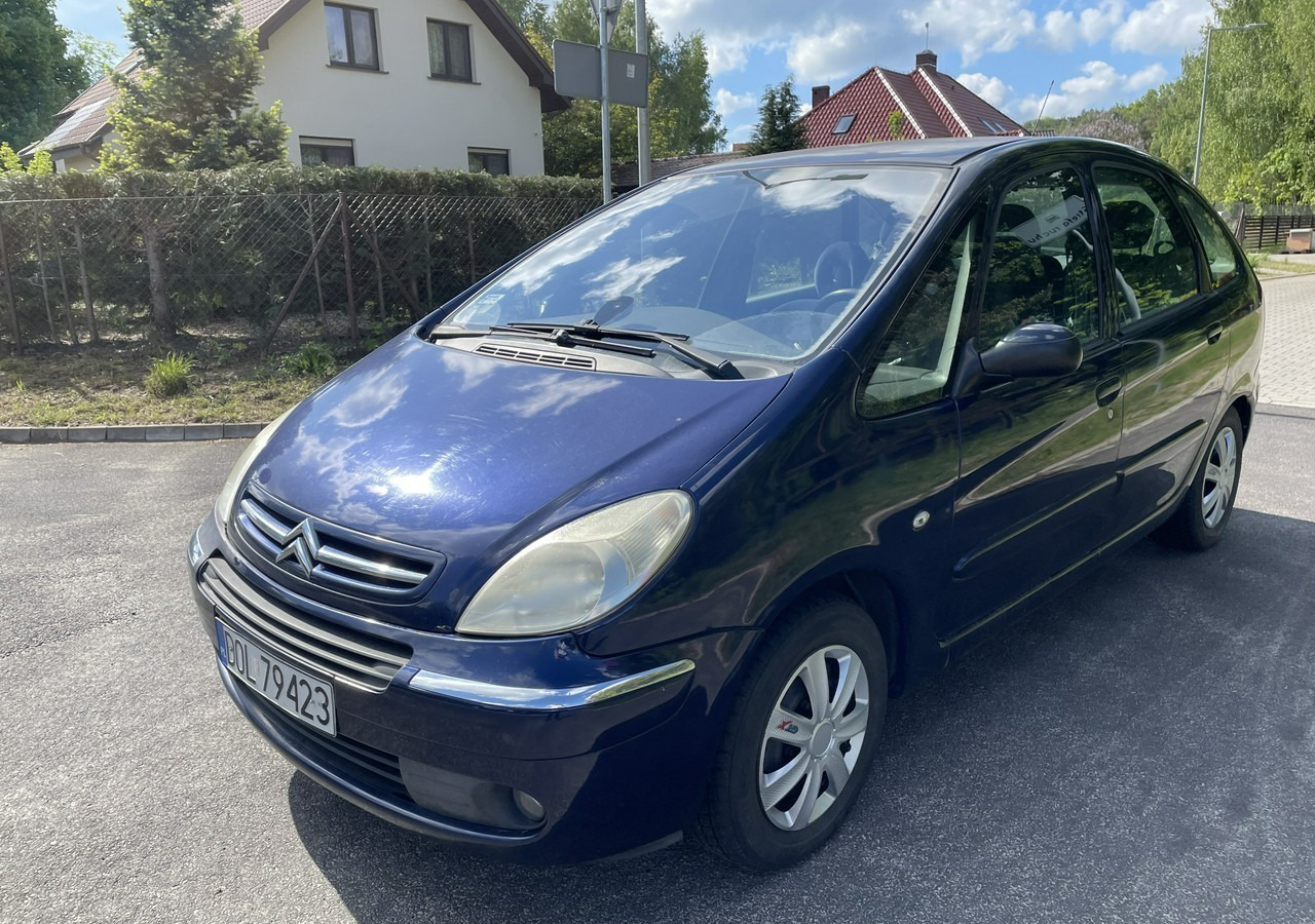 Citroen Xsara Picasso Citroen Xsara Picasso 1.6HDI-110KM Klima tempomat 2006 - Personenwagen: afbeelding 2 Citroen Xsara Picasso Citroen Xsara Picasso 1.6HDI-110KM Klima tempomat 2006 - Personenwagen: afbeelding 2