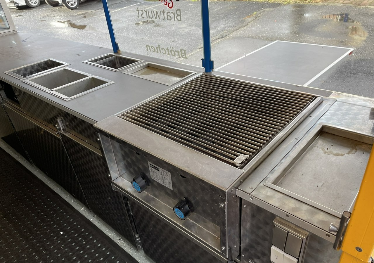 Fiat Ducato Autosklep Autogrill Gastronomiczny Food Truck Foodtruck sklep bar20 - Zelfrijdende verkoopwagen: afbeelding 4 Fiat Ducato Autosklep Autogrill Gastronomiczny Food Truck Foodtruck sklep bar20 - Zelfrijdende verkoopwagen: afbeelding 4