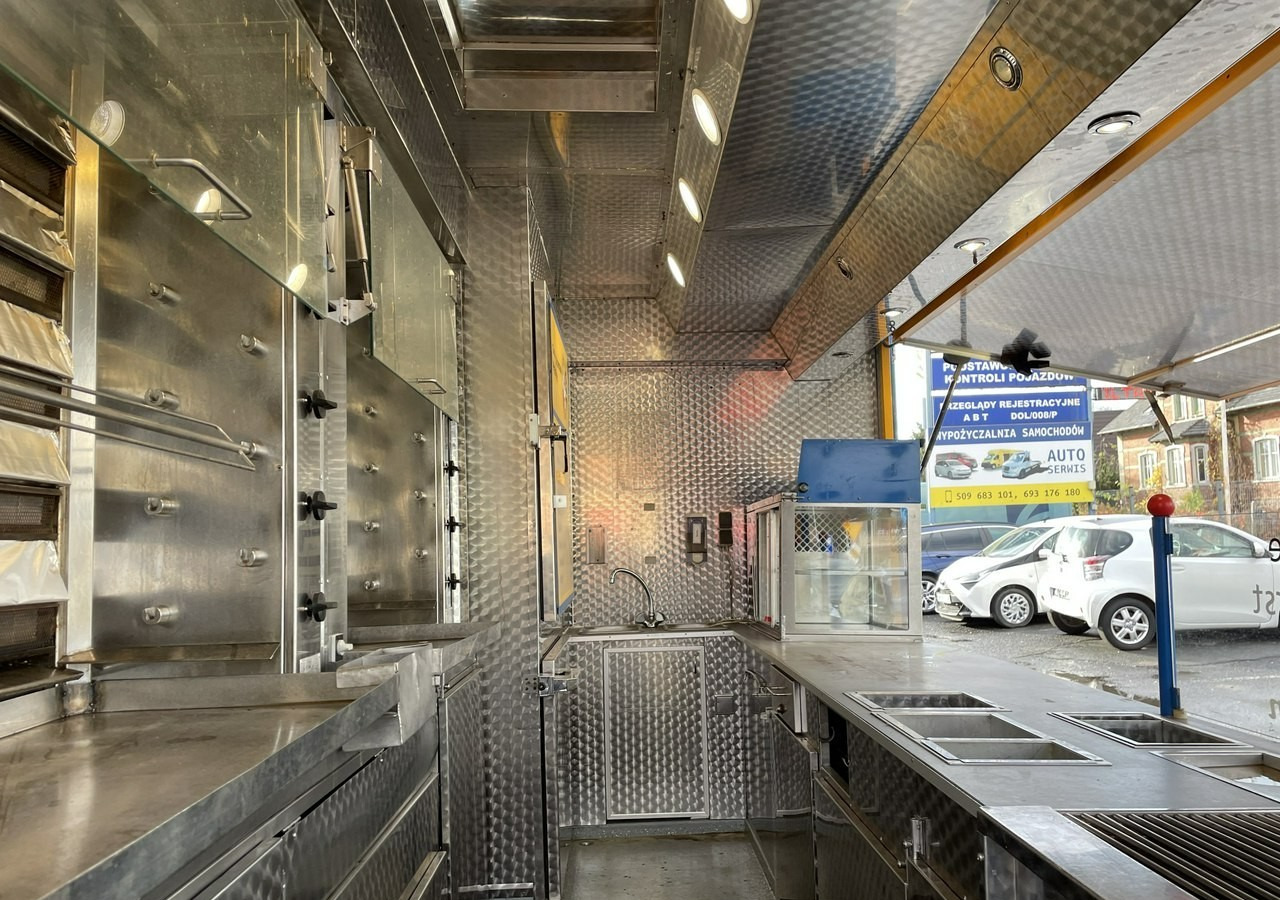 Fiat Ducato Autosklep Autogrill Gastronomiczny Food Truck Foodtruck sklep bar20 - Zelfrijdende verkoopwagen: afbeelding 5 Fiat Ducato Autosklep Autogrill Gastronomiczny Food Truck Foodtruck sklep bar20 - Zelfrijdende verkoopwagen: afbeelding 5