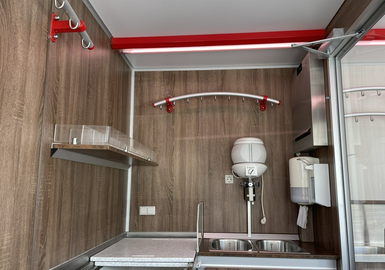 Fiat Ducato Autosklep Gastronomiczny Food Truck Foodtruck sklep W-zasil 2015 - Zelfrijdende verkoopwagen: afbeelding 4 Fiat Ducato Autosklep Gastronomiczny Food Truck Foodtruck sklep W-zasil 2015 - Zelfrijdende verkoopwagen: afbeelding 4