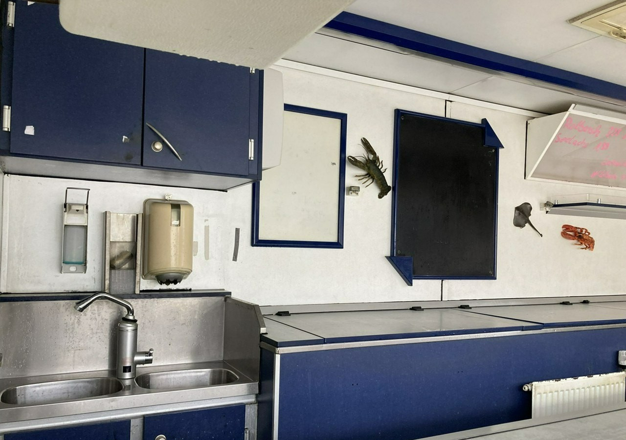 Fiat Ducato Autosklep mięso-ryba Gastronomiczny Food Truck Foodtruck sklep 2004 - Zelfrijdende verkoopwagen, Bestelwagen: afbeelding 3 Fiat Ducato Autosklep mięso-ryba Gastronomiczny Food Truck Foodtruck sklep 2004 - Zelfrijdende verkoopwagen, Bestelwagen: afbeelding 3