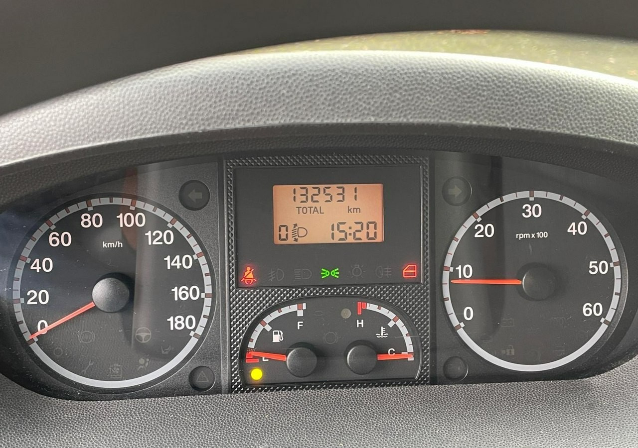 Fiat Ducato Autosklep piecz Gastronomiczny Food Truck Foodtruck sklep 132tkm Bor - Zelfrijdende verkoopwagen: afbeelding 5 Fiat Ducato Autosklep piecz Gastronomiczny Food Truck Foodtruck sklep 132tkm Bor - Zelfrijdende verkoopwagen: afbeelding 5