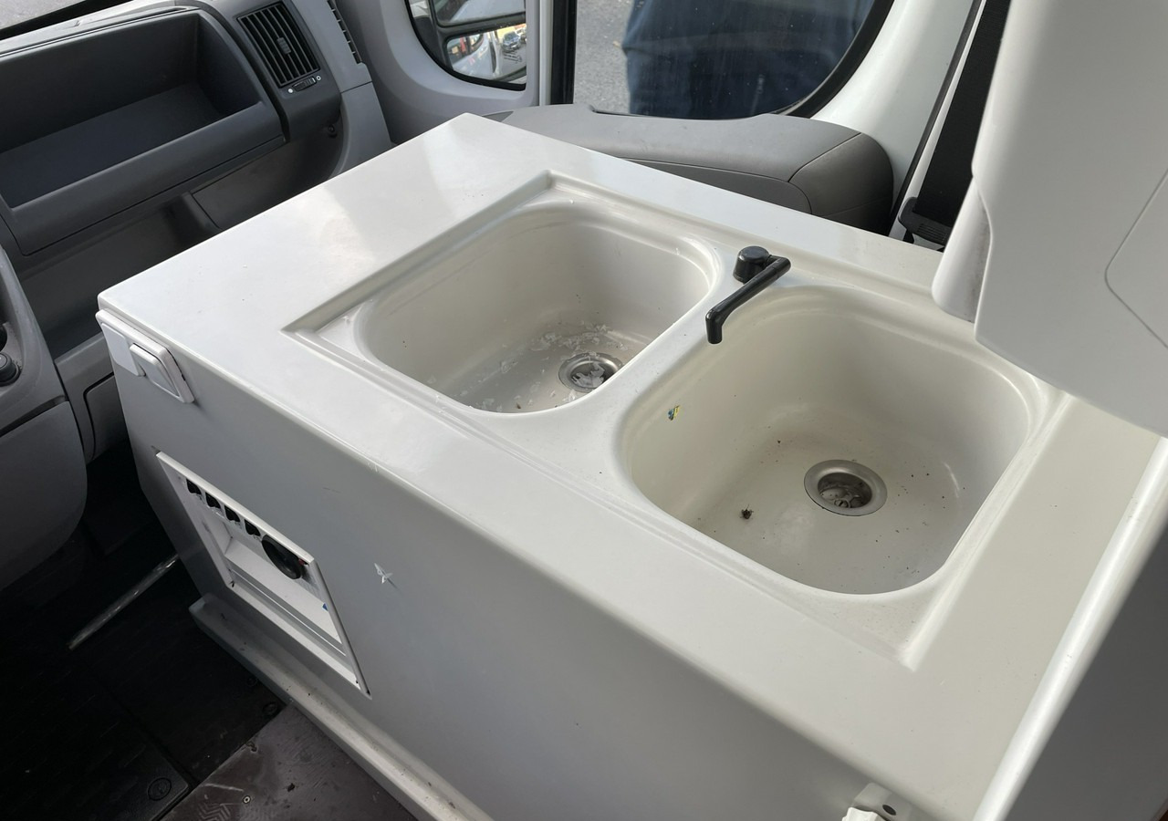 Leasing  Fiat Ducato Autosklep pieczywa Gastronomiczny Food Truck Foodtruck sklep 2011 Fiat Ducato Autosklep pieczywa Gastronomiczny Food Truck Foodtruck sklep 2011: afbeelding 18
