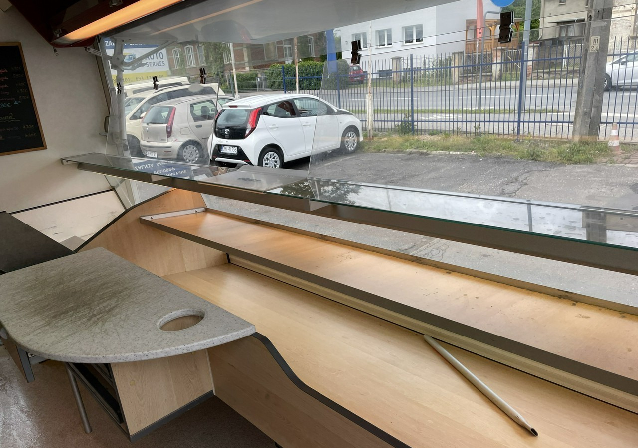 Fiat Ducato Autosklep pieczywa Gastronomiczny Food Truck Foodtruck sklep Borco - Zelfrijdende verkoopwagen: afbeelding 5 Fiat Ducato Autosklep pieczywa Gastronomiczny Food Truck Foodtruck sklep Borco - Zelfrijdende verkoopwagen: afbeelding 5