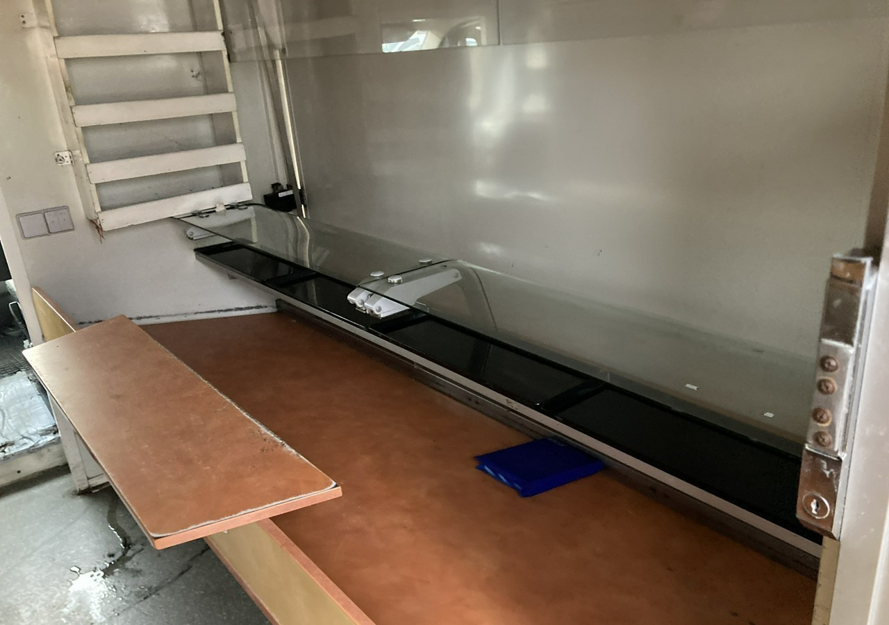 Fiat Ducato Autosklep pieczywa sklep Bar Gastronomiczny Food Truck Foodtruck 200 - Zelfrijdende verkoopwagen: afbeelding 5 Fiat Ducato Autosklep pieczywa sklep Bar Gastronomiczny Food Truck Foodtruck 200 - Zelfrijdende verkoopwagen: afbeelding 5