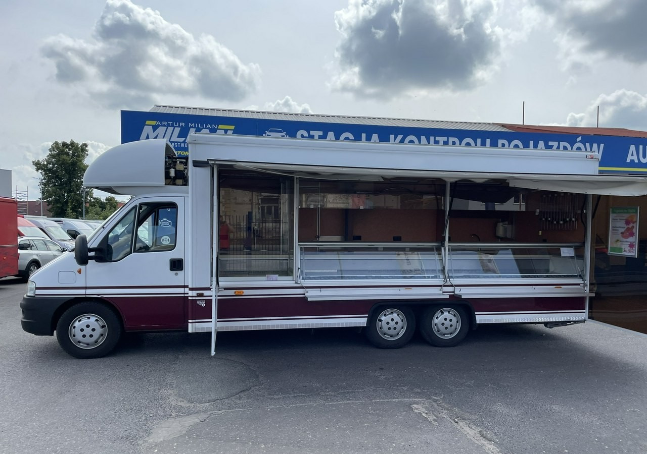 Fiat Ducato Autosklep wędlin Gastronomiczny Food Truck Foodtruck 55122km Borco20 - Zelfrijdende verkoopwagen: afbeelding 4 Fiat Ducato Autosklep wędlin Gastronomiczny Food Truck Foodtruck 55122km Borco20 - Zelfrijdende verkoopwagen: afbeelding 4
