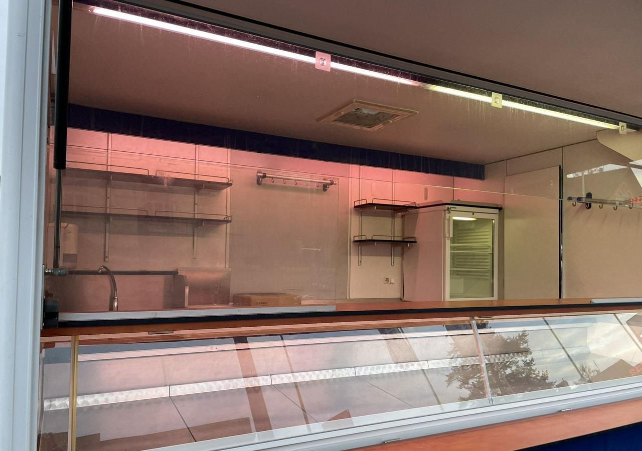 Fiat Ducato Autosklep wędlin Gastronomiczny Food Truck Foodtruck Sklep Borco 350 - Zelfrijdende verkoopwagen: afbeelding 2 Fiat Ducato Autosklep wędlin Gastronomiczny Food Truck Foodtruck Sklep Borco 350 - Zelfrijdende verkoopwagen: afbeelding 2