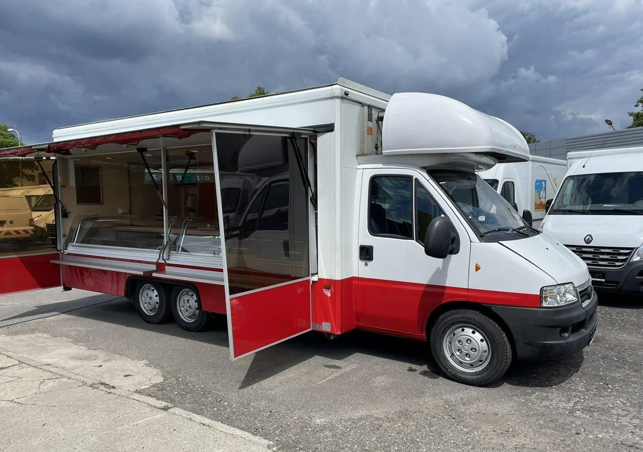 Fiat Ducato Autosklep wędlin Gastronomiczny Food Truck Foodtruck Sklep Borco - Zelfrijdende verkoopwagen: afbeelding 2 Fiat Ducato Autosklep wędlin Gastronomiczny Food Truck Foodtruck Sklep Borco - Zelfrijdende verkoopwagen: afbeelding 2