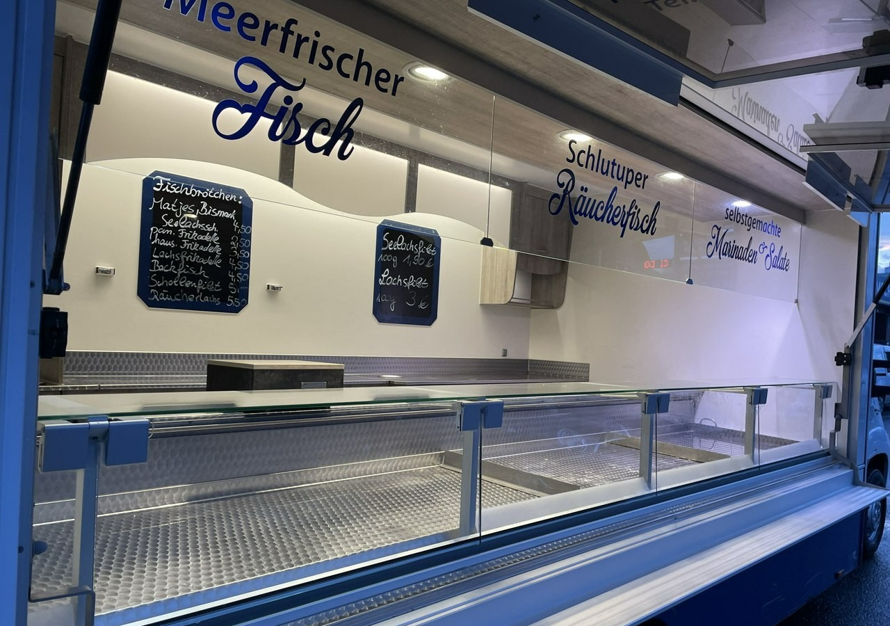 Fiat Ducato Autosklep wędlin Ryb Gastronomiczny Food Truck Foodtruck 116tkm 201 - Zelfrijdende verkoopwagen: afbeelding 2 Fiat Ducato Autosklep wędlin Ryb Gastronomiczny Food Truck Foodtruck 116tkm 201 - Zelfrijdende verkoopwagen: afbeelding 2