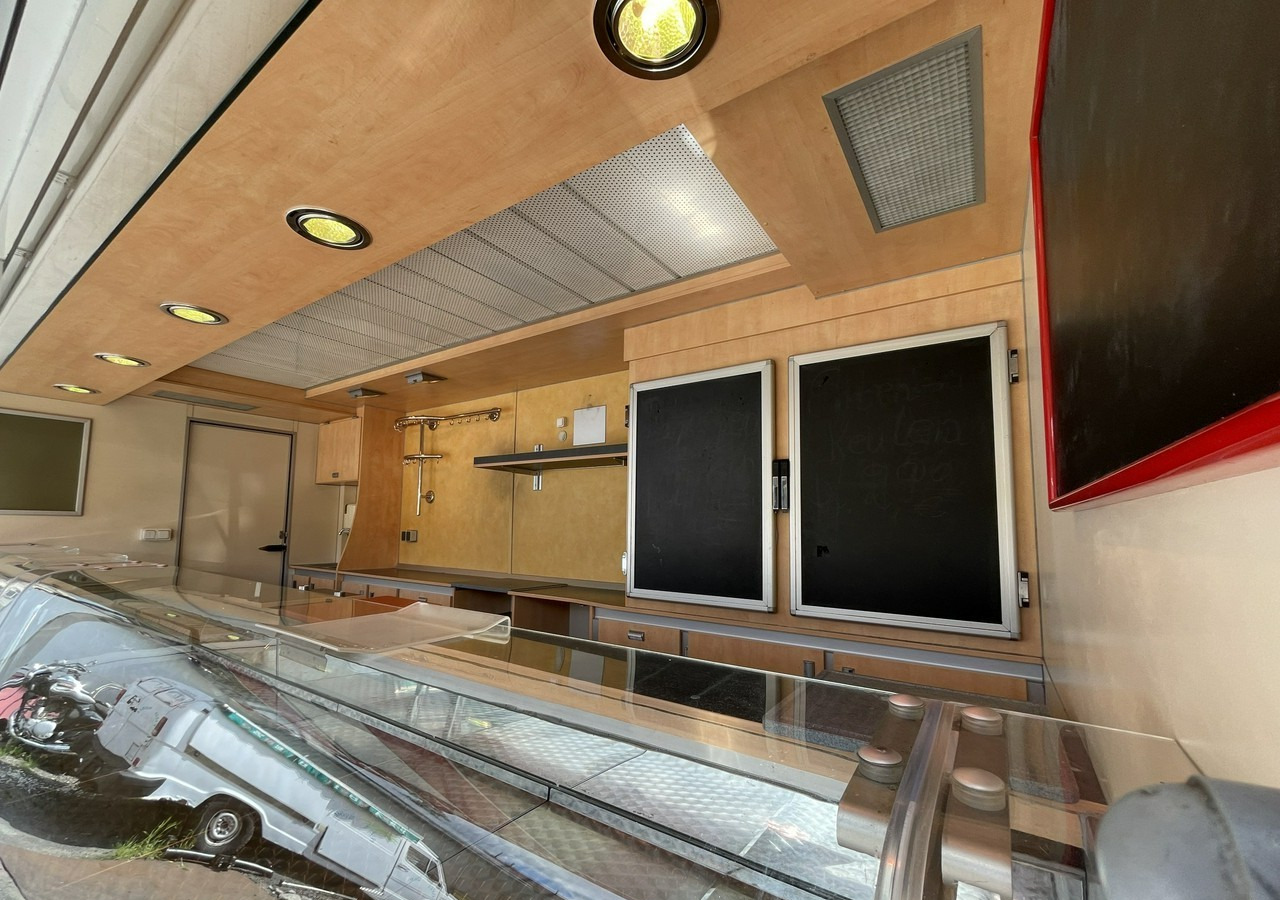 Zelfrijdende verkoopwagen Fiat Ducato Ducat Autosklep wędlin Gastronomiczny Food Truck Foodtruck SklepBORC: afbeelding 6