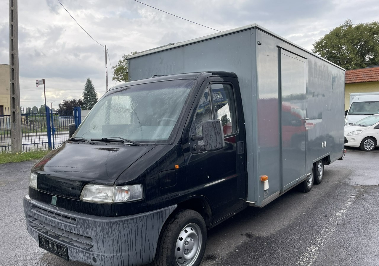 Fiat Ducato Ducato Autosklep Gastronomiczny Food Truck Foodtruck sklep bar - Zelfrijdende verkoopwagen: afbeelding 1 Fiat Ducato Ducato Autosklep Gastronomiczny Food Truck Foodtruck sklep bar - Zelfrijdende verkoopwagen: afbeelding 1