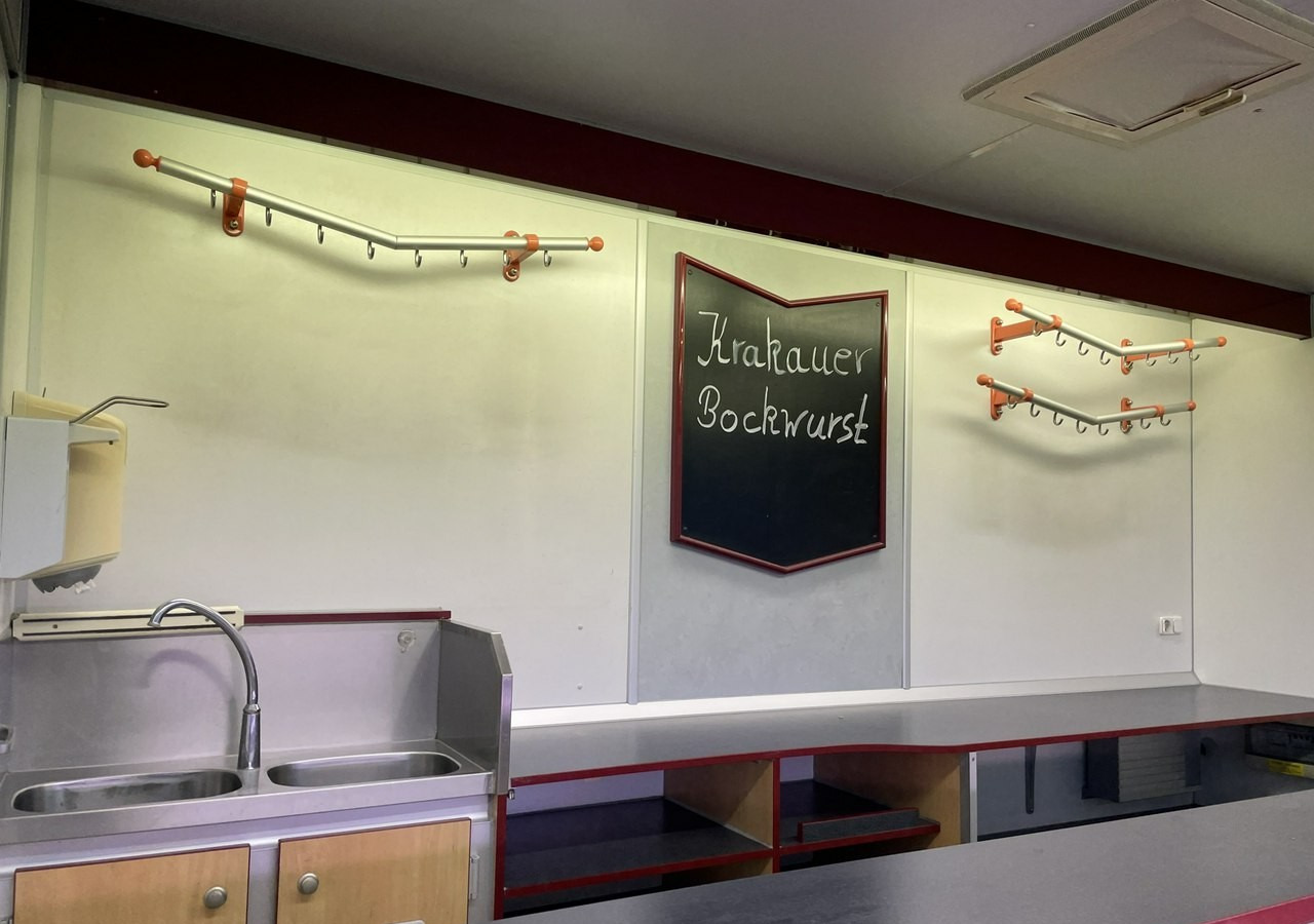 Fiat Ducato Ducato Autosklep wedlin Sklep Gastronomiczny Food Truck Foodtruck 20 - Zelfrijdende verkoopwagen: afbeelding 3 Fiat Ducato Ducato Autosklep wedlin Sklep Gastronomiczny Food Truck Foodtruck 20 - Zelfrijdende verkoopwagen: afbeelding 3