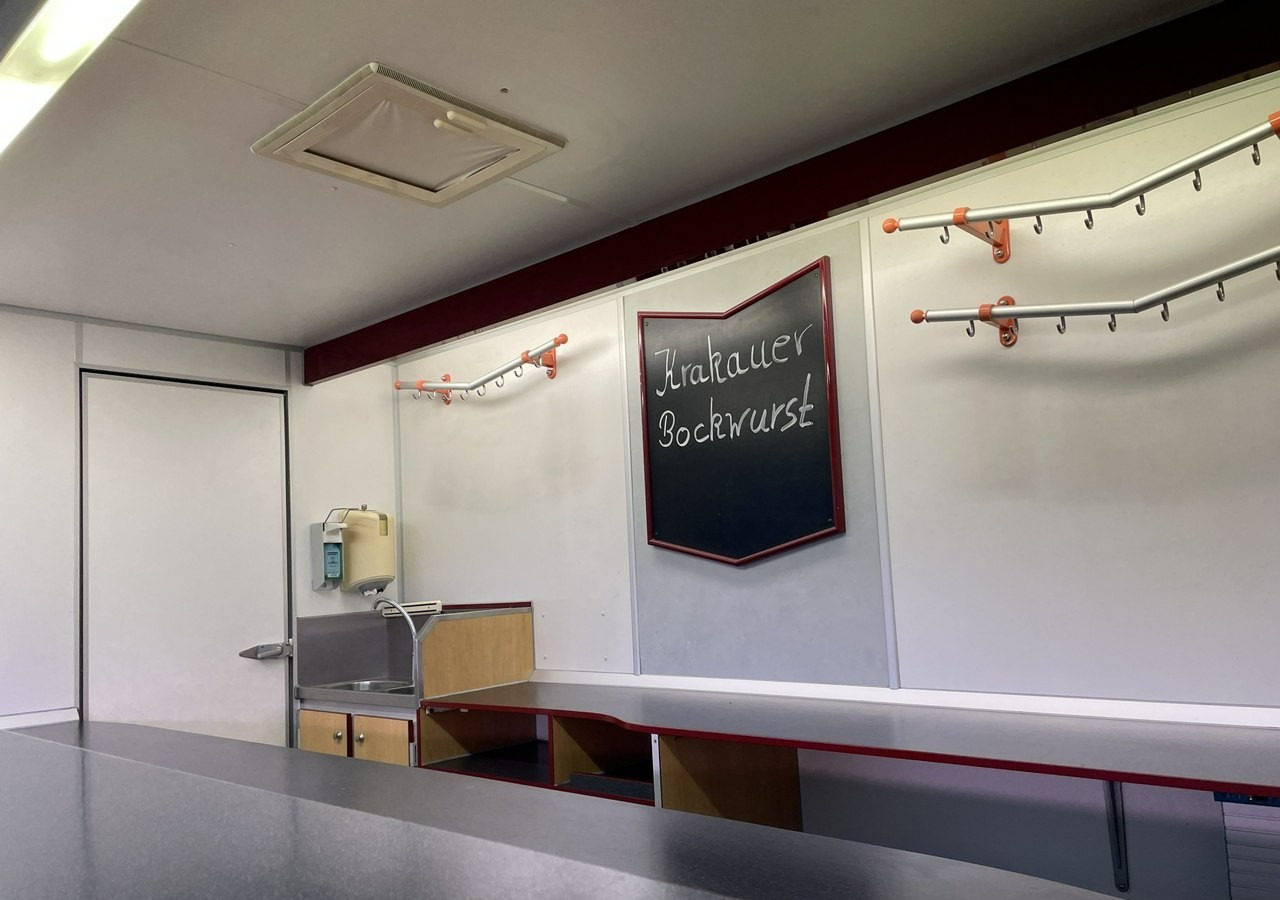 Fiat Ducato Ducato Autosklep wedlin Sklep Gastronomiczny Food Truck Foodtruck 20 - Zelfrijdende verkoopwagen: afbeelding 2 Fiat Ducato Ducato Autosklep wedlin Sklep Gastronomiczny Food Truck Foodtruck 20 - Zelfrijdende verkoopwagen: afbeelding 2