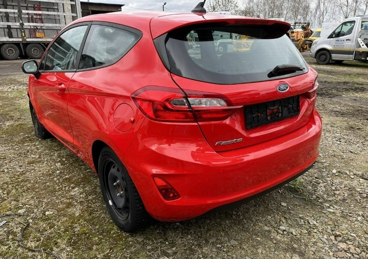 Ford Fiesta IX LIFT 1.1 Benzyna 75KM Klima Carplay Pakiet Winter Cool&Connect 2021 - Personenwagen: afbeelding 1 Ford Fiesta IX LIFT 1.1 Benzyna 75KM Klima Carplay Pakiet Winter Cool&Connect 2021 - Personenwagen: afbeelding 1