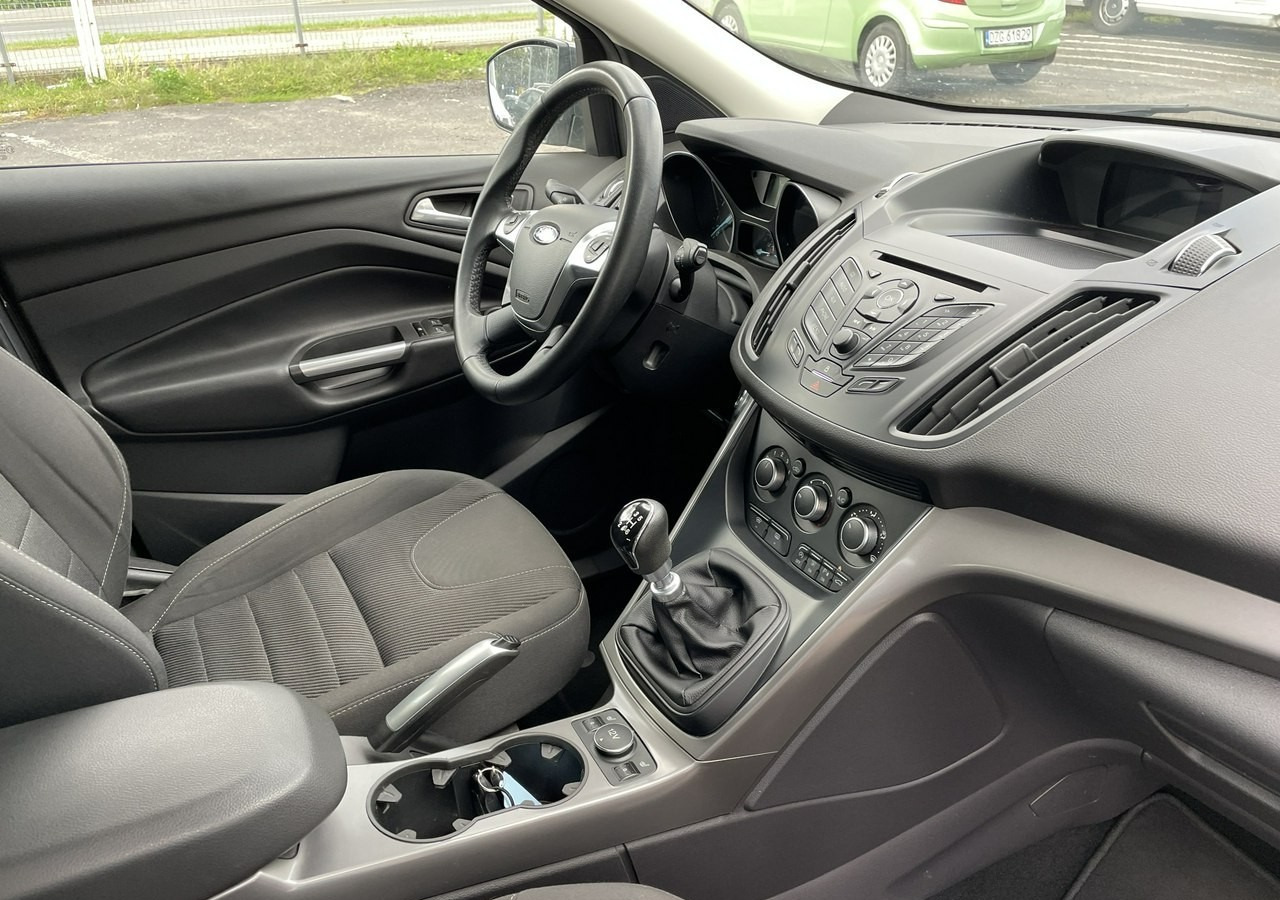 Ford Kuga II Ford Kuga 1.5 EcoBoost Bogate wyposażenie 63558km Model 2016 - SUV: afbeelding 2 Ford Kuga II Ford Kuga 1.5 EcoBoost Bogate wyposażenie 63558km Model 2016 - SUV: afbeelding 2