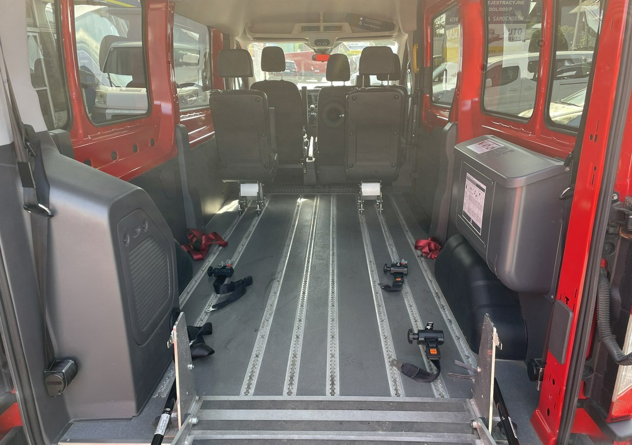 Ford Transit VIII Transit przewozu Niepełnosprawnych 2 wózki inwalida rampa 2021 PFRON - Personenwagen: afbeelding 3 Ford Transit VIII Transit przewozu Niepełnosprawnych 2 wózki inwalida rampa 2021 PFRON - Personenwagen: afbeelding 3