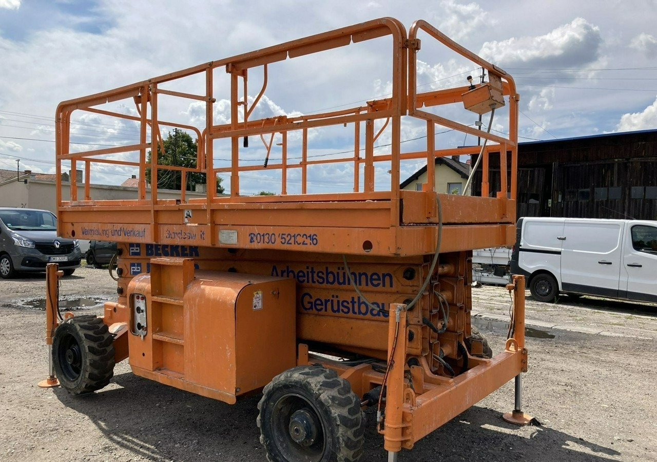 Inna Inny Podnośnik nożycowy Haulotte H15SDX 4x4 podpory 6905 mg 15 metrów - Schaarlift: afbeelding 4 Inna Inny Podnośnik nożycowy Haulotte H15SDX 4x4 podpory 6905 mg 15 metrów - Schaarlift: afbeelding 4