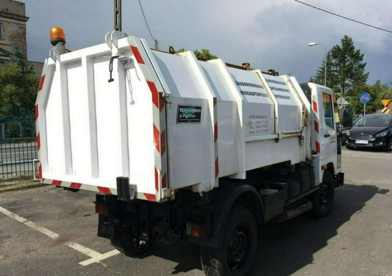 Inna Inny Unimog UX100 Śmieciarka wywrotka prasa - Vuilniswagen: afbeelding 2 Inna Inny Unimog UX100 Śmieciarka wywrotka prasa - Vuilniswagen: afbeelding 2