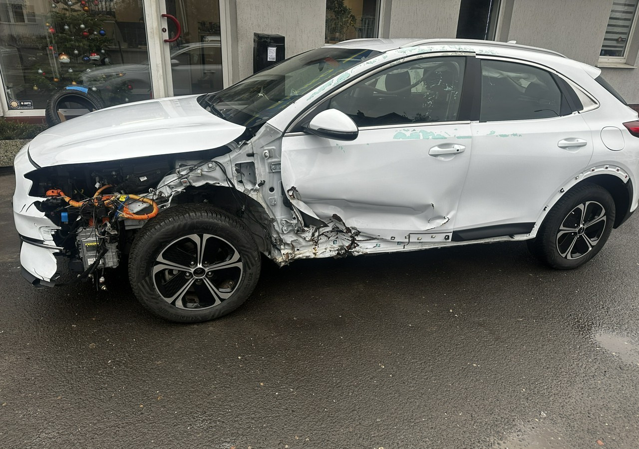 Kia Xceed 1.6 GDI Hybryda Plug-in 50 km na prądzie 2022 - Personenwagen: afbeelding 5 Kia Xceed 1.6 GDI Hybryda Plug-in 50 km na prądzie 2022 - Personenwagen: afbeelding 5