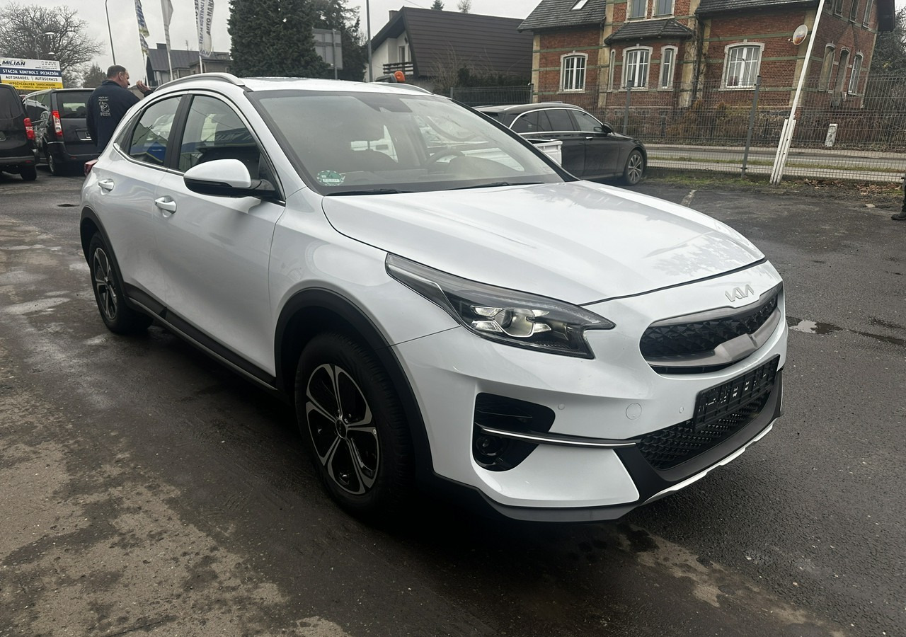 Kia Xceed 1.6 GDI Hybryda Plug-in 50 km na prądzie 2022 - Personenwagen: afbeelding 1 Kia Xceed 1.6 GDI Hybryda Plug-in 50 km na prądzie 2022 - Personenwagen: afbeelding 1