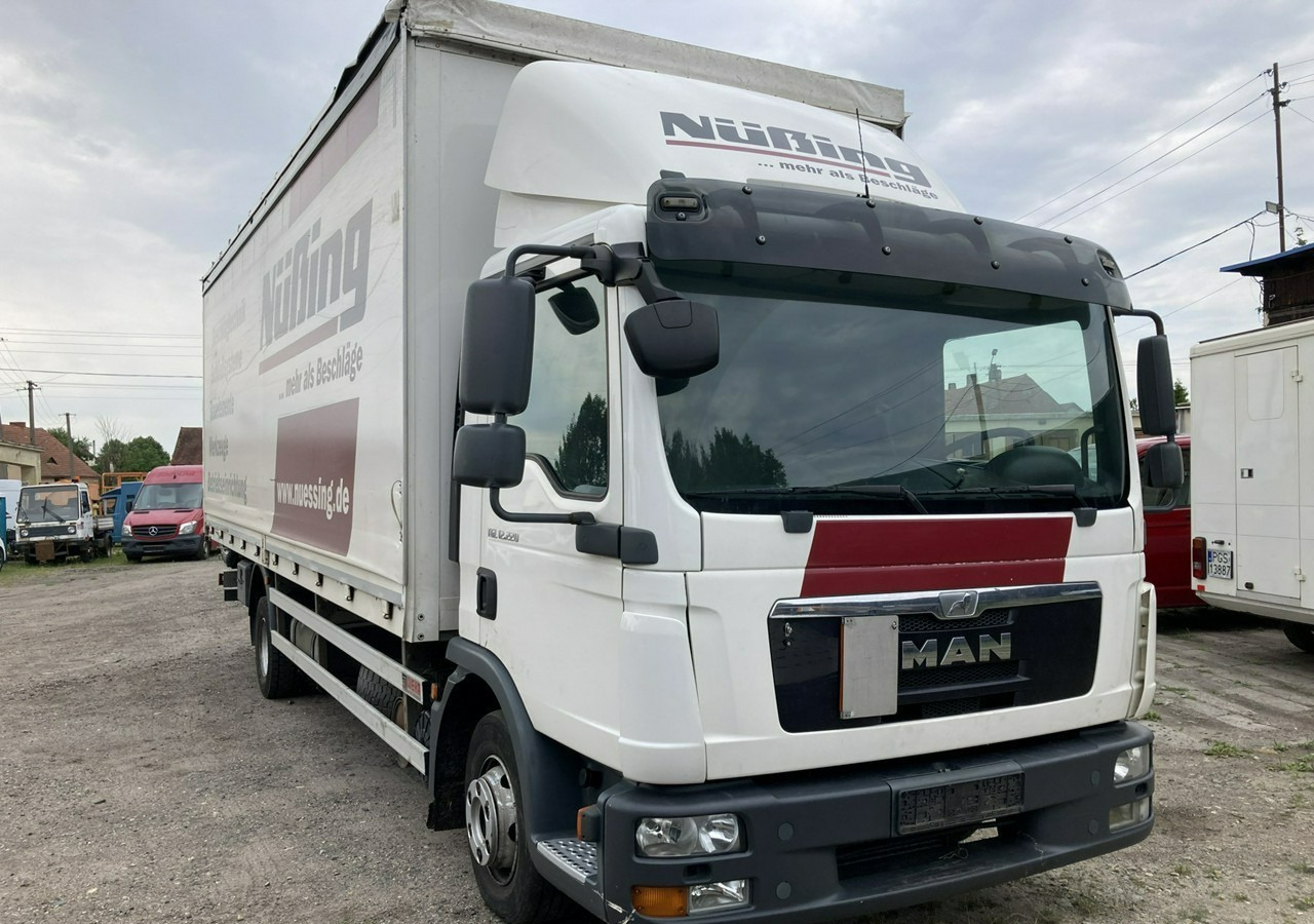 MAN Inny MAN MAN TGL 12.220 Skrzynia firana Plandeka hydro klapa 2014 - Schuifzeilen bestelwagen: afbeelding 5 MAN Inny MAN MAN TGL 12.220 Skrzynia firana Plandeka hydro klapa 2014 - Schuifzeilen bestelwagen: afbeelding 5