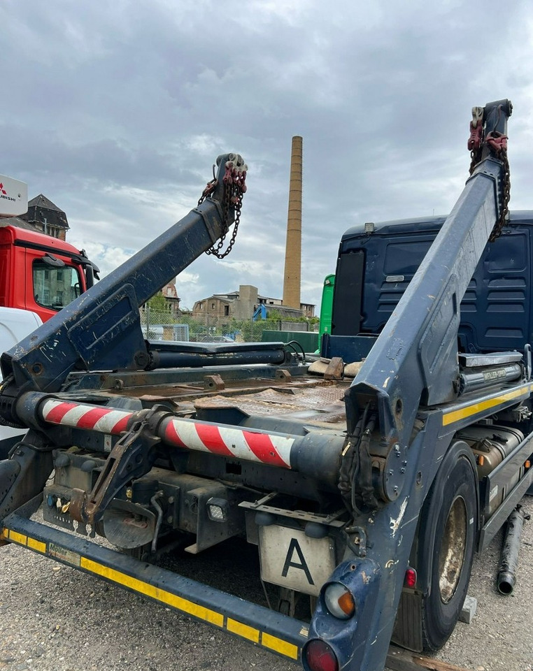 MAN Inny MAN Man TGX 18.400 Bramowiec hakowiec Meiler Model 2012 - Portaalarmsysteem vrachtwagen: afbeelding 3 MAN Inny MAN Man TGX 18.400 Bramowiec hakowiec Meiler Model 2012 - Portaalarmsysteem vrachtwagen: afbeelding 3