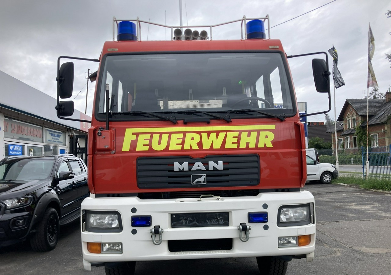 MAN MAN 15,250 Straż pożarna gaśnicza 9-oso 4X4 Wóz strażacki 2003 MAN 15,250 Straż pożarna gaśnicza 9-osobowa 4X4 Wóz strażacki 2003 - Brandweerwagen: afbeelding 4 MAN MAN 15,250 Straż pożarna gaśnicza 9-oso 4X4 Wóz strażacki 2003 MAN 15,250 Straż pożarna gaśnicza 9-osobowa 4X4 Wóz strażacki 2003 - Brandweerwagen: afbeelding 4