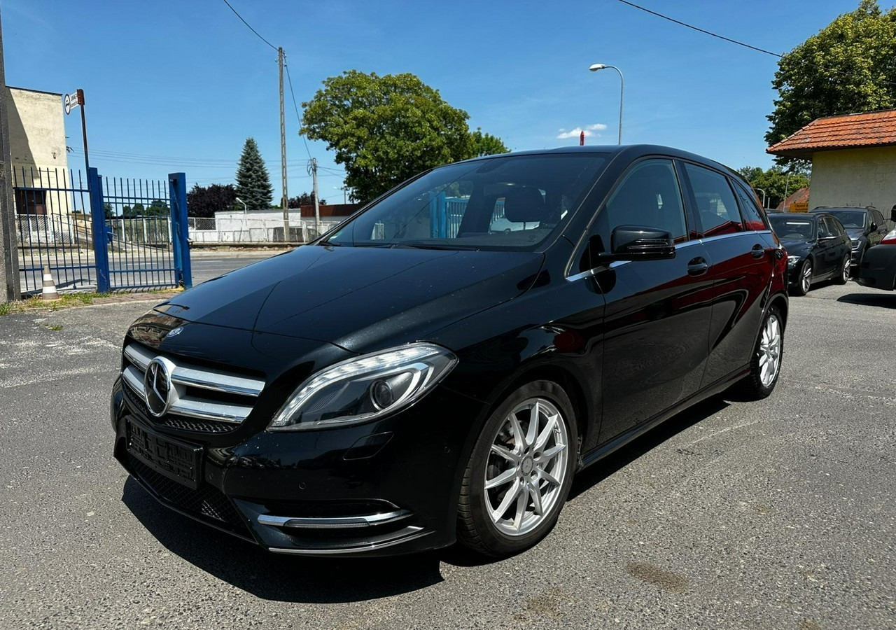 Mercedes-Benz Klasa B W246 Mercedes B-Klasa 1.6-122KM Bogate wyposażenie 127tkm 2013r - Personenwagen: afbeelding 1 Mercedes-Benz Klasa B W246 Mercedes B-Klasa 1.6-122KM Bogate wyposażenie 127tkm 2013r - Personenwagen: afbeelding 1