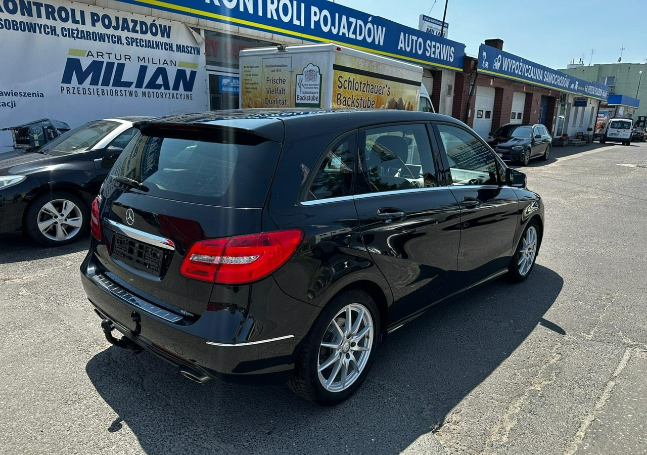 Mercedes-Benz Klasa B W246 Mercedes B-Klasa 1.6-122KM Bogate wyposażenie 127tkm 2013r - Personenwagen: afbeelding 2 Mercedes-Benz Klasa B W246 Mercedes B-Klasa 1.6-122KM Bogate wyposażenie 127tkm 2013r - Personenwagen: afbeelding 2