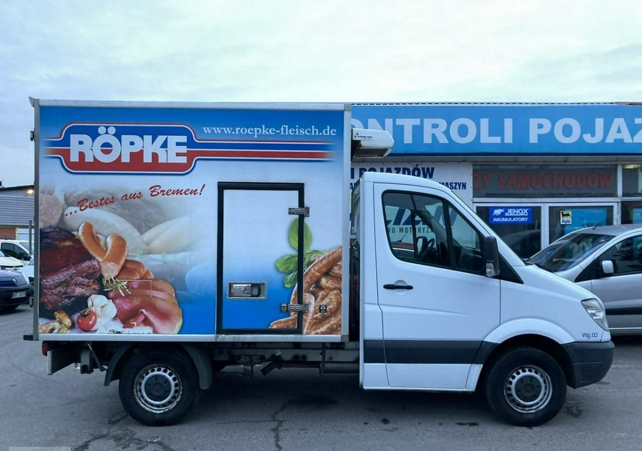 Mercedes-Benz Sprinter Chłodnia THERMO KING Gastronomiczny Food Truck Foodtruck 2011 - Koelwagen: afbeelding 5 Mercedes-Benz Sprinter Chłodnia THERMO KING Gastronomiczny Food Truck Foodtruck 2011 - Koelwagen: afbeelding 5