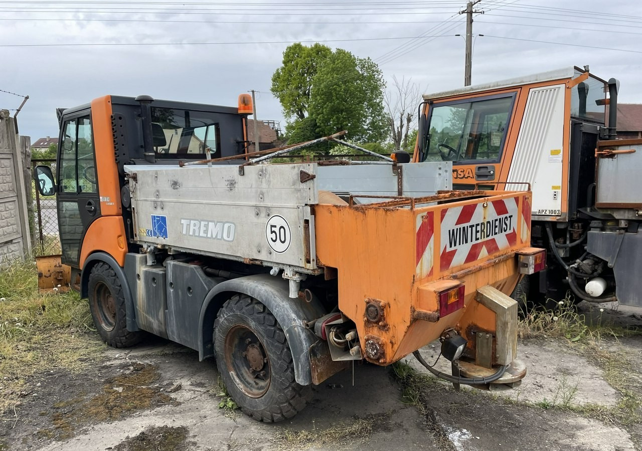 Multicar Inny Multicar Multicar 4X4 TREMO X56 Wywrotka odśnieżarka posypywarka odkurzacz - Kipper vrachtwagen: afbeelding 2 Multicar Inny Multicar Multicar 4X4 TREMO X56 Wywrotka odśnieżarka posypywarka odkurzacz - Kipper vrachtwagen: afbeelding 2