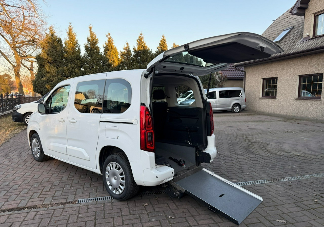 Opel Combo IV Combo Life Combo do przewozu Niepełnosprawnych inwalida rampa Model 2021 - Personenwagen: afbeelding 1 Opel Combo IV Combo Life Combo do przewozu Niepełnosprawnych inwalida rampa Model 2021 - Personenwagen: afbeelding 1