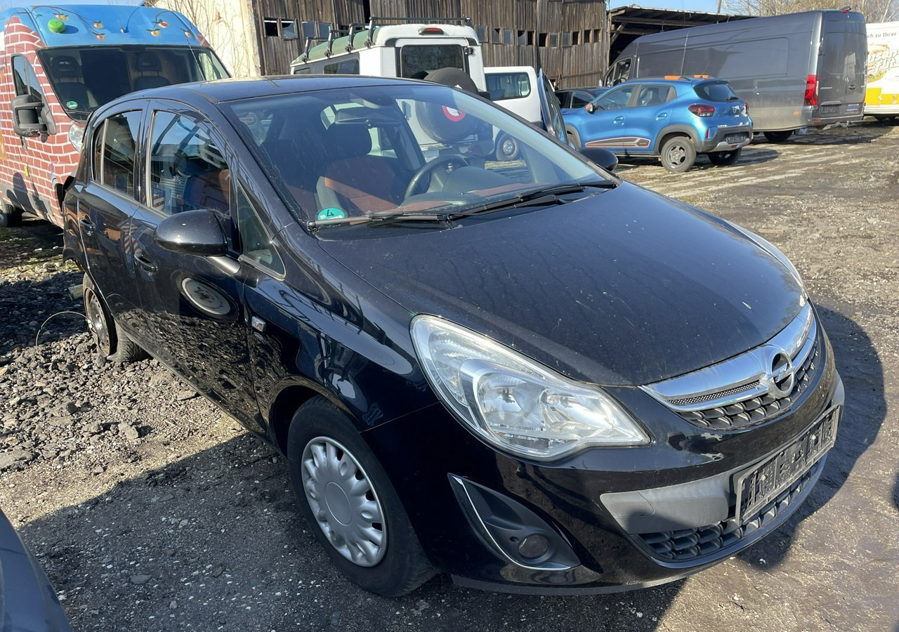 Opel Corsa D Corsa 1.4-87 KM Klima 2011 - Personenwagen: afbeelding 1 Opel Corsa D Corsa 1.4-87 KM Klima 2011 - Personenwagen: afbeelding 1