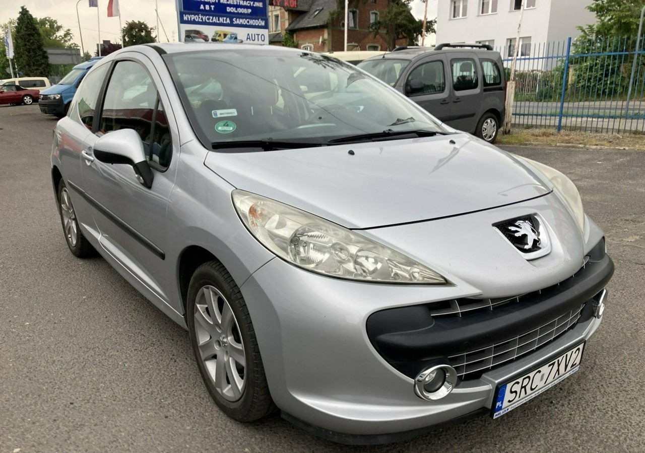 Peugeot 207 Peugeot 207 1.6HDI-16V Klima 2007 - Hatchback: afbeelding 3 Peugeot 207 Peugeot 207 1.6HDI-16V Klima 2007 - Hatchback: afbeelding 3
