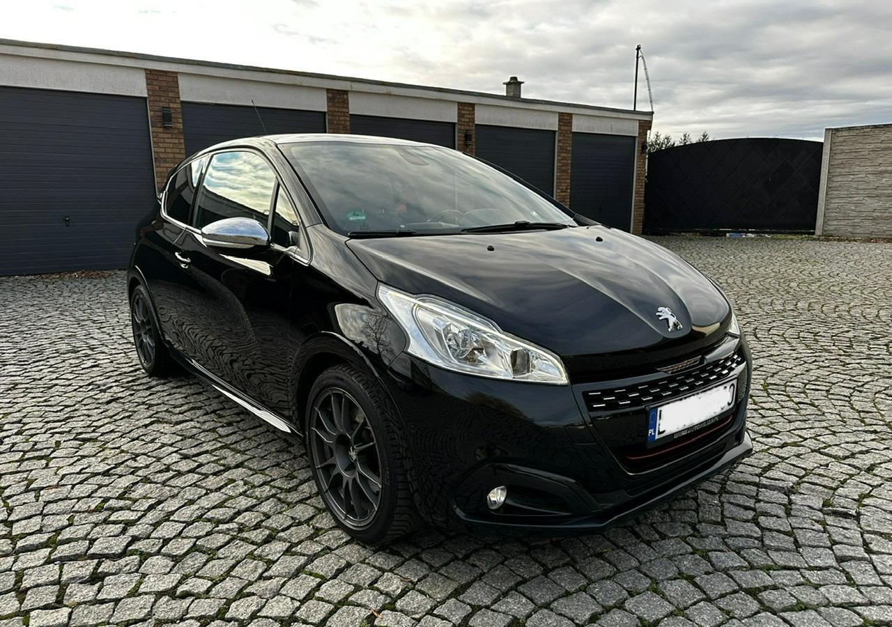 Peugeot 208 I 208GTI Sport 1.6THP 208KM Panorama Led JBL Navi Kamera OZ-Racing 201 - Hatchback: afbeelding 1 Peugeot 208 I 208GTI Sport 1.6THP 208KM Panorama Led JBL Navi Kamera OZ-Racing 201 - Hatchback: afbeelding 1