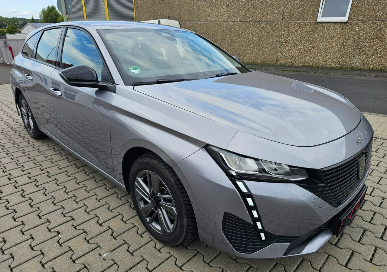 Peugeot 308 II Peugeot 308 Bogate wyposażenie Model 2025 - Personenwagen: afbeelding 1 Peugeot 308 II Peugeot 308 Bogate wyposażenie Model 2025 - Personenwagen: afbeelding 1