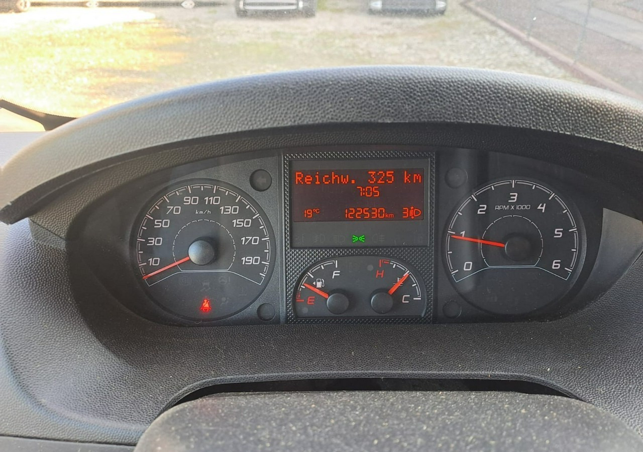 Peugeot Boxer Peugeot Boxer 2.0-130KM klima dokka Brygadówka doka 122tkm 2017 - Bestelwagen open laadbak: afbeelding 5 Peugeot Boxer Peugeot Boxer 2.0-130KM klima dokka Brygadówka doka 122tkm 2017 - Bestelwagen open laadbak: afbeelding 5