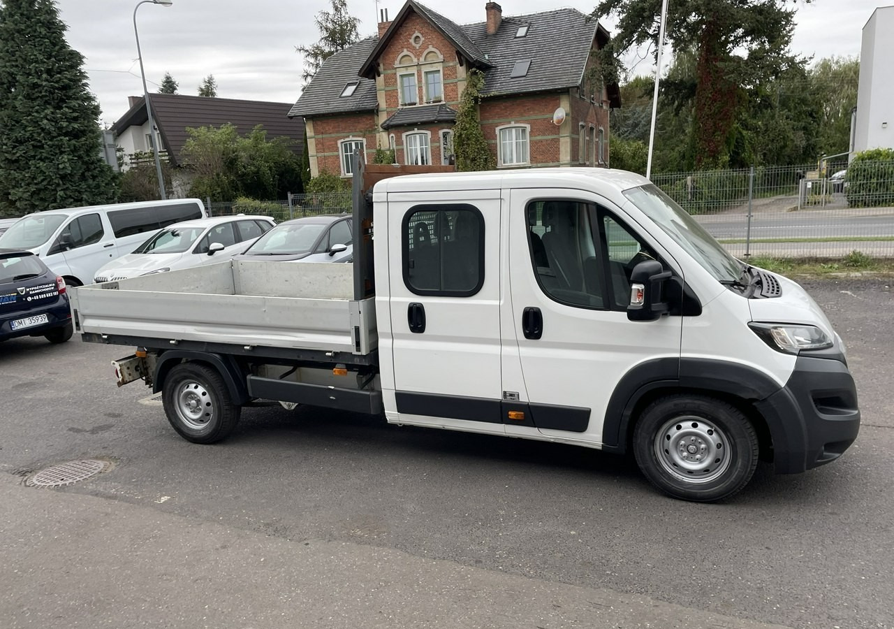 Peugeot Boxer Peugeot Boxer 2.0-130KM klima dokka Brygadówka doka 122tkm 2018 - Bestelwagen open laadbak, Bestelwagen met dubbele cabine: afbeelding 2 Peugeot Boxer Peugeot Boxer 2.0-130KM klima dokka Brygadówka doka 122tkm 2018 - Bestelwagen open laadbak, Bestelwagen met dubbele cabine: afbeelding 2