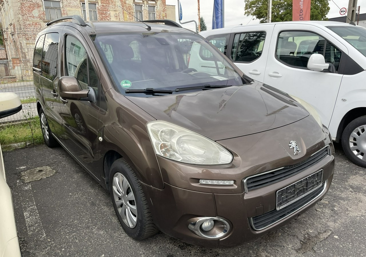 Peugeot Partner II Peugeot Partner Tepee 100 Family Model 2013 - Personenwagen: afbeelding 1 Peugeot Partner II Peugeot Partner Tepee 100 Family Model 2013 - Personenwagen: afbeelding 1
