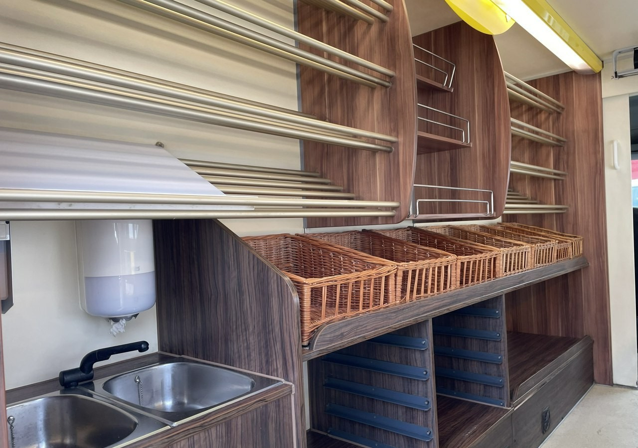 Leasing Renault Master Autosklep pieczywa Sklep Gastronomiczny Food Truck Foodtruck Borco20 Renault Master Autosklep pieczywa Sklep Gastronomiczny Food Truck Foodtruck Borco20: afbeelding 20 Leasing Renault Master Autosklep pieczywa Sklep Gastronomiczny Food Truck Foodtruck Borco20 Renault Master Autosklep pieczywa Sklep Gastronomiczny Food Truck Foodtruck Borco20: afbeelding 20