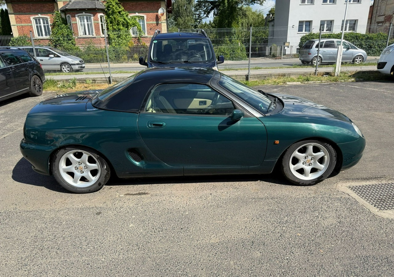 Rover Inny Rover Rover MG 1.8 - 120KM Cabrio - Personenwagen: afbeelding 3 Rover Inny Rover Rover MG 1.8 - 120KM Cabrio - Personenwagen: afbeelding 3