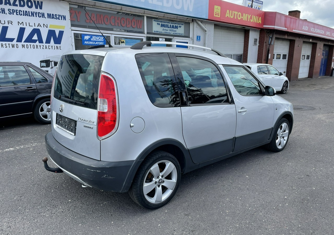 Skoda Roomster I Roomster Scout 1.6-16V Klima 2012 - Personenwagen: afbeelding 4 Skoda Roomster I Roomster Scout 1.6-16V Klima 2012 - Personenwagen: afbeelding 4