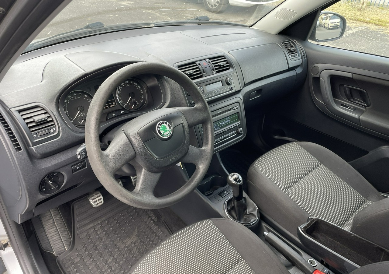 Skoda Roomster I Roomster Scout 1.6-16V Klima 2012 - Personenwagen: afbeelding 2 Skoda Roomster I Roomster Scout 1.6-16V Klima 2012 - Personenwagen: afbeelding 2