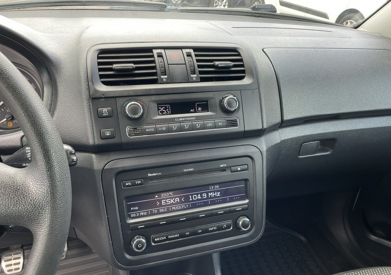 Skoda Roomster I Roomster Scout 1.6-16V Klima 2012 - Personenwagen: afbeelding 5 Skoda Roomster I Roomster Scout 1.6-16V Klima 2012 - Personenwagen: afbeelding 5