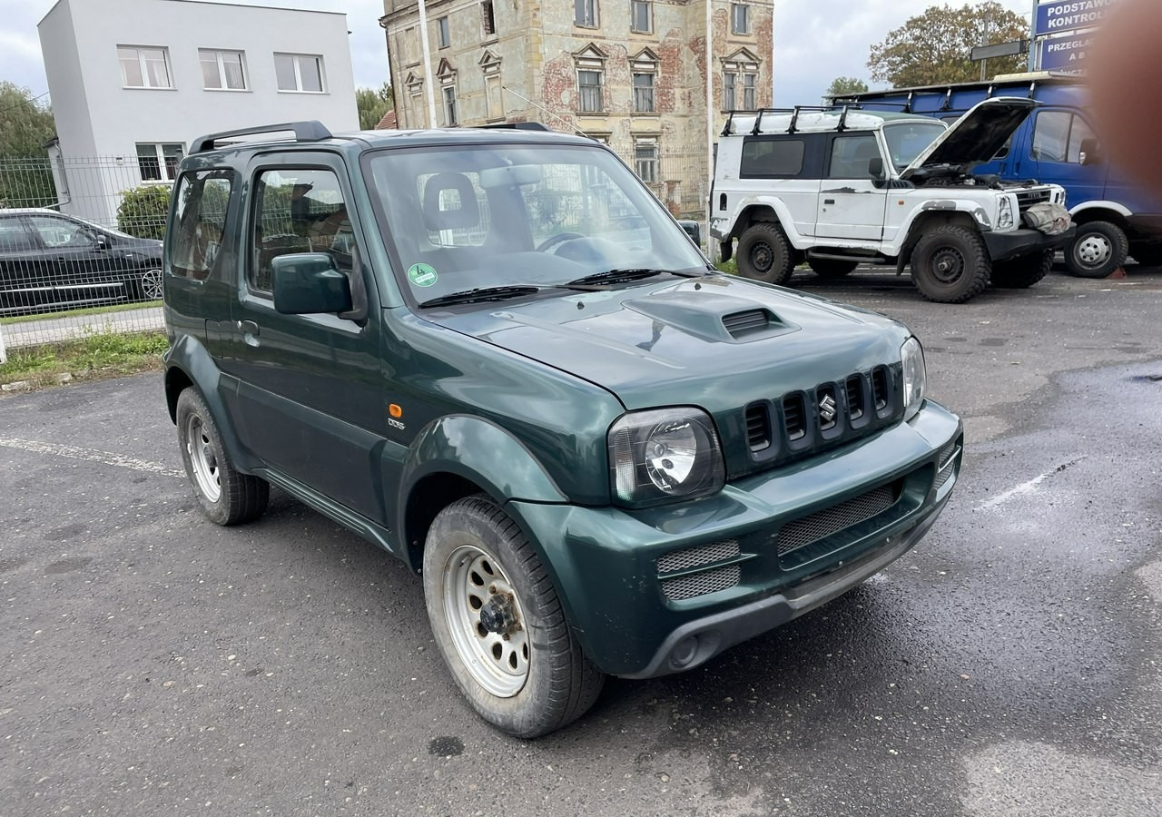 Suzuki Jimny Suzuki Jimny 1.5 Diesel 4X4 - SUV: afbeelding 1 Suzuki Jimny Suzuki Jimny 1.5 Diesel 4X4 - SUV: afbeelding 1
